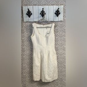 6/M | White Block Above the Knee Dress "Maxandcleo"